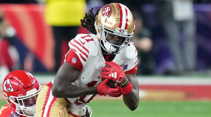 49ers receiver Brandon Aiyuk makes a catch in Super Bowl LVIII